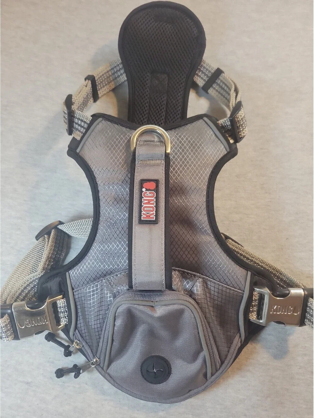 KONG Reflective Adjustable Pocket Walking Dog Harness Nylon Gray Medium